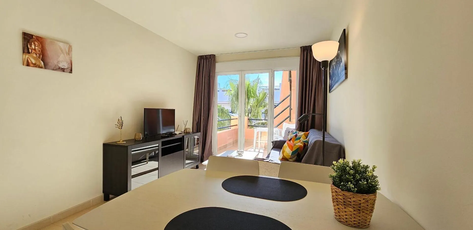 Daire Homes Of Spain, Apartamentos Paraiso Vera Playa, Ed Tahiti, Atico B De 2 Dormitorios Con Piscina Privada En Solarium Y Barbacoa, Pie De Playa Playas de Vera İspanya